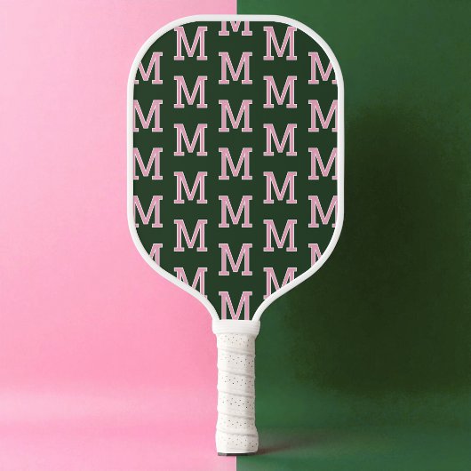 Modern Grün und Rosa Initialen Monogramm Muster Pickleball Schläger