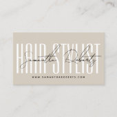Modern hair stylist script typography beige treuekarte (Vorderseite)
