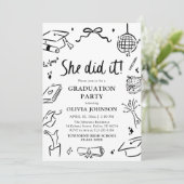 Modern Hand Drawn She did it Graduation Party Einladung (Stehend Vorderseite)