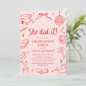 Modern Hand Drawn She did it Graduation Party Einladung (Stehend Vorderseite)