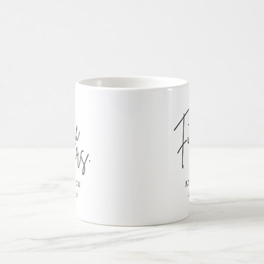 Modern Hand Script Future Mrs. Verlobung Gift Kaffeetasse (Mittel)