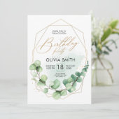 Modern Happy Birthday Party Eukalyptus Greenery Einladung (Stehend Vorderseite)