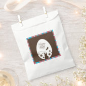 Modern Happy Easter Chocolate Brown Geschenktütchen (Ausgeschnitten)