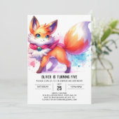 Modern Happy Fox Geburtstag Einladung (Stehend Vorderseite)