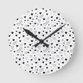 Modern Hearts Pattern Runde Wanduhr (Vorderseite)
