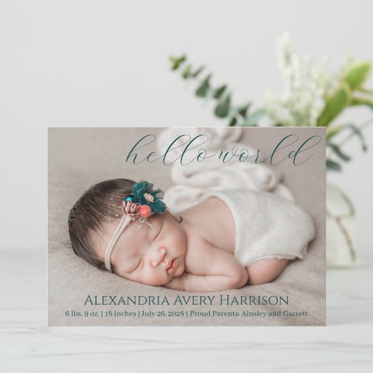 Modern Hello World Script Baby Geburtsankündigung Ankündigung (Stehend Vorderseite)