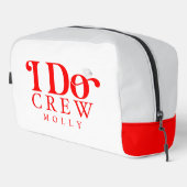 Modern I Do Crew Bold Red Bridesmaid Waschbeutel (Rechte Ecke)