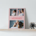 Modern I Liebe You Mommy | 3 Foto Collage Plaque Fotoplatte<br><div class="desc">Vater werden diese zeitgenössische 3-Foto Collage Plaque mit einem Skript-Schriftart, der "I LIEBE YOU" und in fett sagt "MOMMY" Liebe. Das perfekte Geschenk für eine junge Mutter, Stiefmutter, Bonusmutter, oder wie eine Mutter, für Mütter Tag, Geburtstag oder jede andere Gelegenheit! Der gesamte Text kann leicht bearbeitet werden und Stil, Größe...</div>