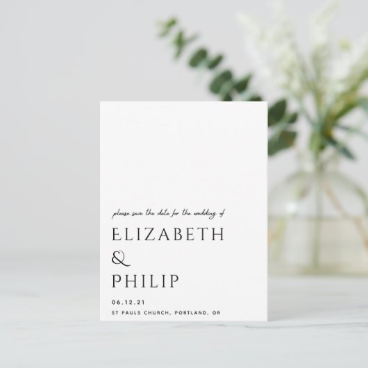 modern in Schwarz und Weiß elegant Save the Date Ankündigungspostkarte (Stehend Vorderseite)