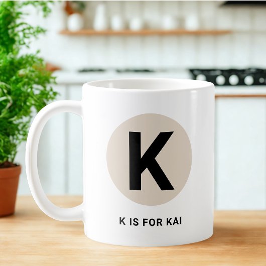 Modern Initial Mug – “K is for [Name]” Design Kaffeetasse
