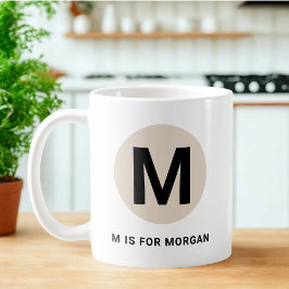 Modern Initial Mug – “M is for [Name]” Design Kaffeetasse