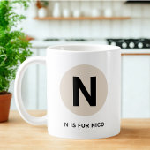 Modern Initial Mug – “N is for [Name]” Design Kaffeetasse