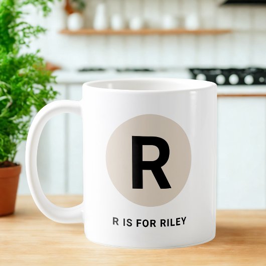 Modern Initial Mug – “R is for [Name]” Design Kaffeetasse