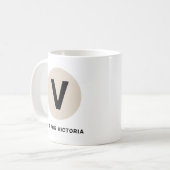 Modern Initial Mug – “V is for [Name]” Design Kaffeetasse (Vorderseite Links)