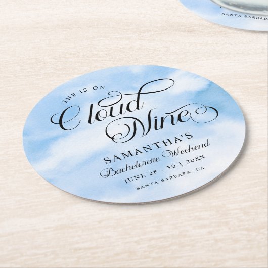Modern ist sie auf Cloud 9 Bachelorette Wochenende Runder Pappuntersetzer (Angewinkelt)