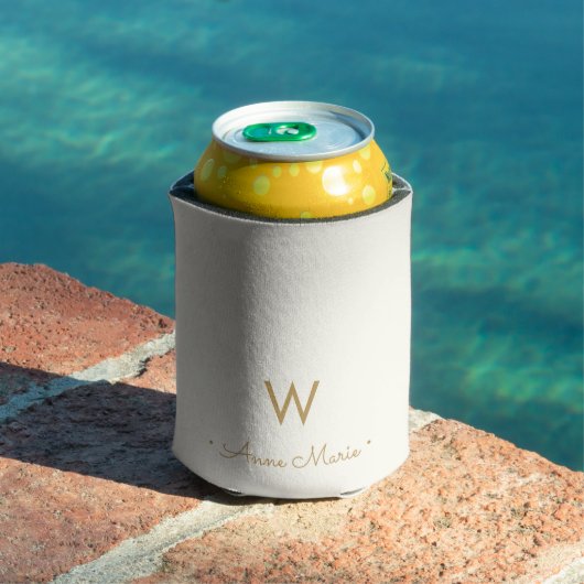 Modern Ivory Gold Script Monogram Dosenkühler (In Situ Pool)