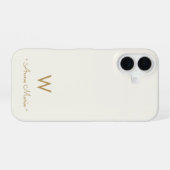 Modern Ivory Gold Script Monogram iPhone 16 Hülle (Rückseite (Horizontal))