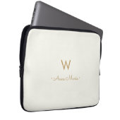 Modern Ivory Gold Script Monogram Laptopschutzhülle (Vorne Rechts)