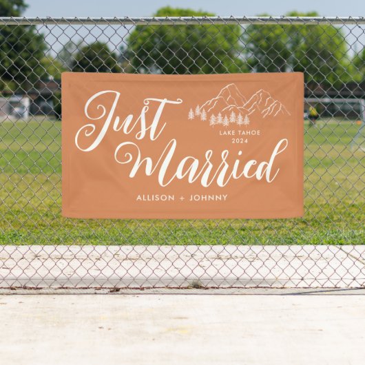 Modern Just Married Wedeption Boho Auto Banner (Insitu)