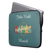 Modern Kaffeeklatsch German Heritage Personalized Laptopschutzhülle (Vorderseite Links)