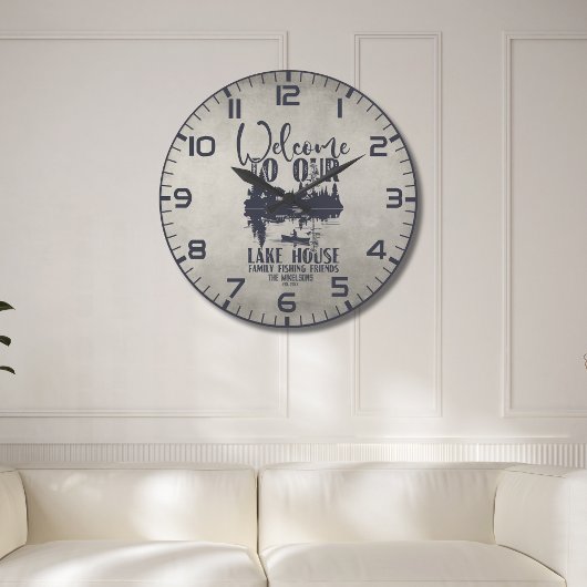 Modern Lake House Familienname Große Wanduhr