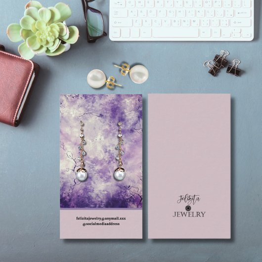 Modern Lavender Colored Earring Display Visitenkarte