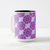 Modern Lavender & Purple Daisy Floral Zweifarbige Tasse (Vorderseite Links)