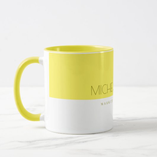 Modern Lemon Yellow Custom monogram Name and Job Tasse (Links)