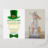 Modern Leprechaun St. Patrick's Day Birthday Foto Folieneinladung (Vorderseite)