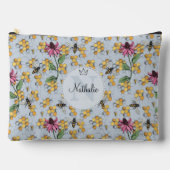 Modern Light Blue Queen Bees & Blume Monogram Zubehörtasche (Vorderseite)