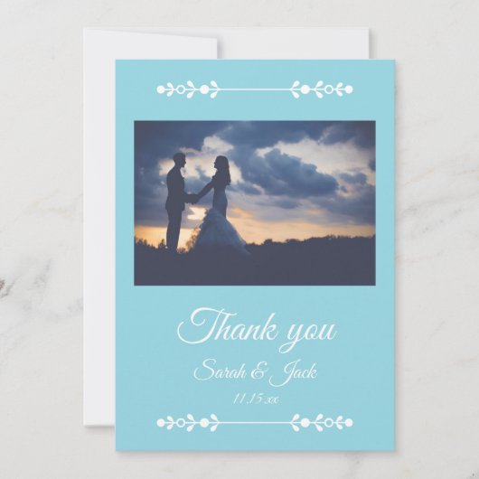 Modern Light Blue & White Flat Thank You Card Dankeskarte (Vorderseite)
