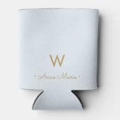 Modern Light Dusty Blue Gold Script Monogram Dosenkühler (Vorderseite)