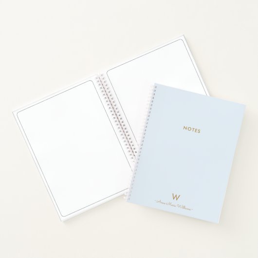 Modern Light Dusty Blue Gold Script Monogram Notizblock (Innenseite)