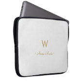 Modern Light Gray Gold Script Monogram Laptopschutzhülle (Vorne Rechts)