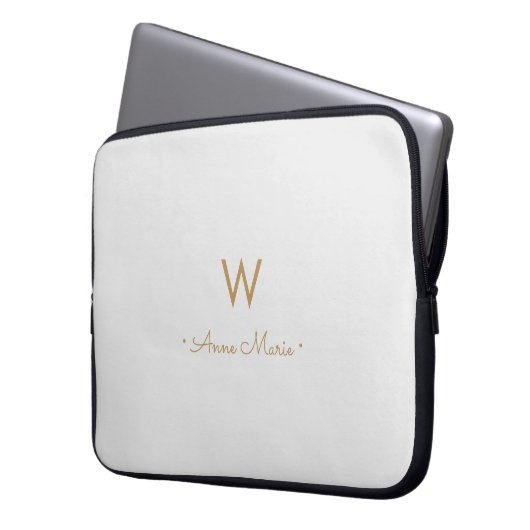 Modern Light Gray Gold Script Monogram Laptopschutzhülle (Vorderseite Links)