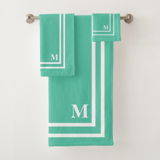 Modern Light Green Monogram Badhandtuch Set (Insitu)
