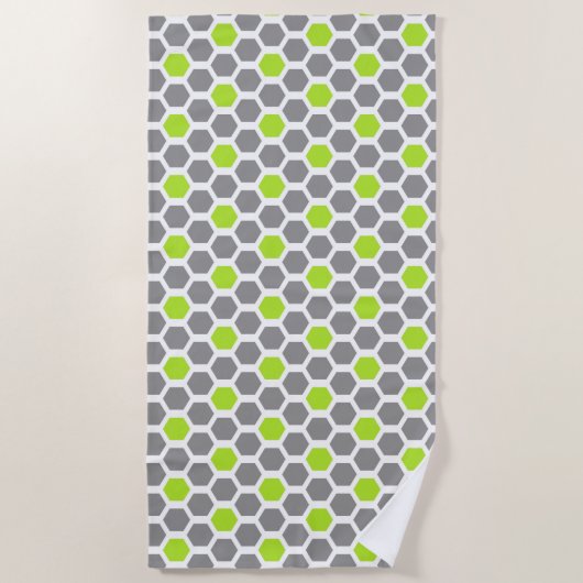 Modern Lime Green Grey Geometric Hexagon Muster Strandtuch (Vorderseite)