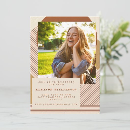 Modern Lines Terracotta 3 Foto Graduation Party I Einladung (Stehend Vorderseite)