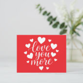 Modern Love You More Zitat | Weiße Herzen Postkarte (Stehend Vorderseite)