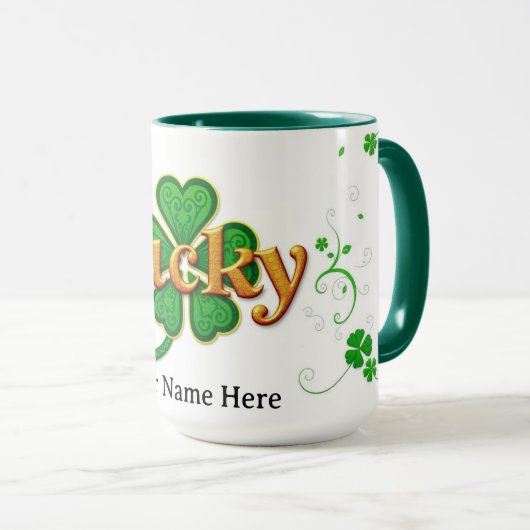 Modern Lucky Green Patterned Shamrock Tasse (VorderseiteRechts)