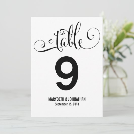 Modern machen wir Script Wedding Tischnummer Card (Stehend Vorderseite)