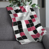 Modern Magenta Black Gray Geometric Fleecedecke