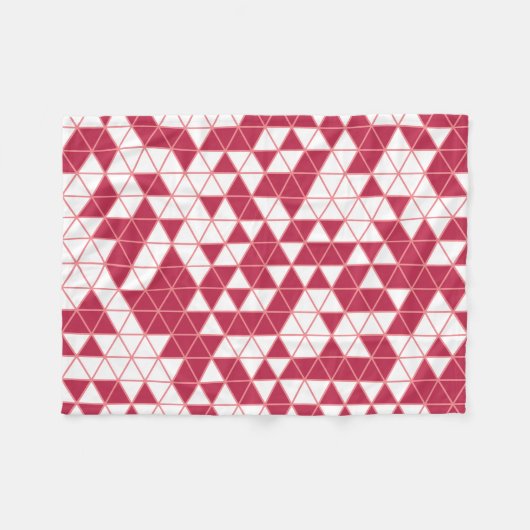 Modern Magenta Pink White Geometric Triangle Fleecedecke (Vorderseite (Horizontal))