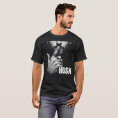 Modern Man Shushing Gesture HUSH Graphic T-Shirt (Vorne ganz)
