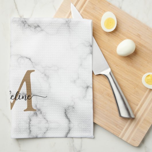 Modern Marble Gold Girly Script Monogram Geschirrtuch (Viertel Falte)