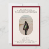 Modern Maroon Oval High School Photo Graduate Ankündigung (Rückseite)