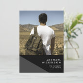 Modern Maskuline Foto Graduation Party Einladung (Stehend Vorderseite)