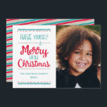 Modern Merry Little Christmas Niedlich Aqua Foto Feiertagskarte<br><div class="desc">Schenken Sie mit diesen farbenfrohen, modernen Fotokarten ein frohes Weihnachtsfest! Sie zeichnen sich durch stilvolle, niedliche Typografie, Lesen, "Haben Sie sich ein fröhliches kleines Weihnachtsfest" in Aqua, Rot und Bräune über einem weißen Hintergrund aus. Auf der Rückseite der Karte befindet sich ein farblich abgestimmtes, diagonales Streifen. Für Produkt- oder Designanfragen...</div>