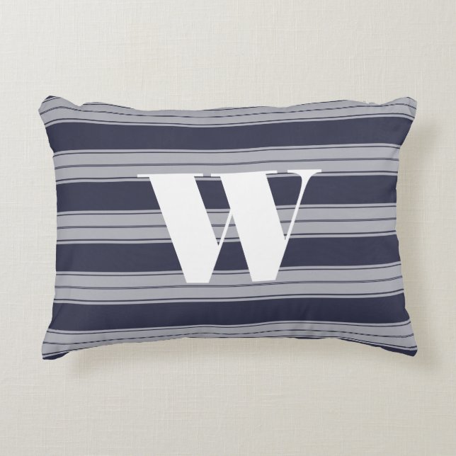 Modern Midnight Blue & Gray Stripes Initial Dekokissen (Vorderseite)
