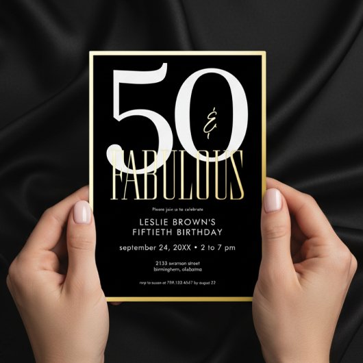 Modern Minimal Black Fifty & Fabulous Birthday Folieneinladung